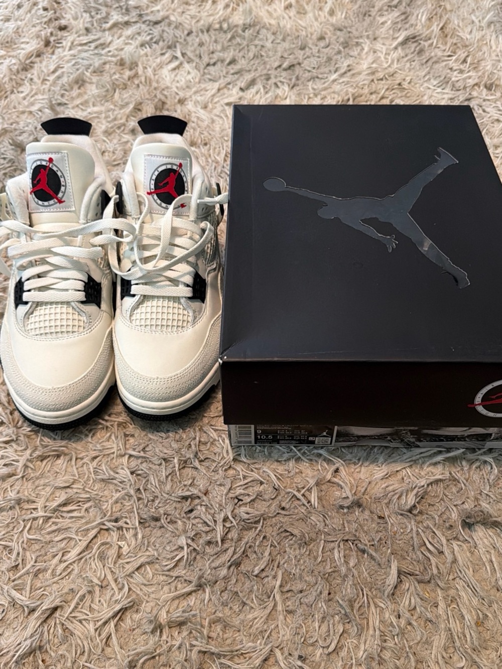 Jordan 4 flight clubMen’s Sneakers - White/Black/Red